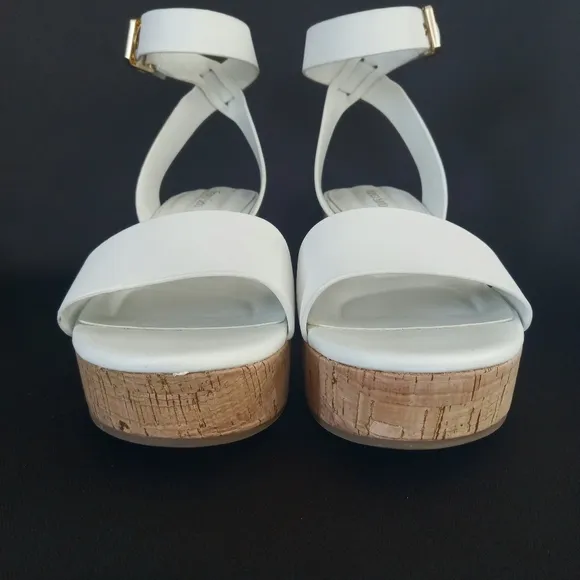 FRANCO SARTO Presley White Platform Sandals Women's Size 8