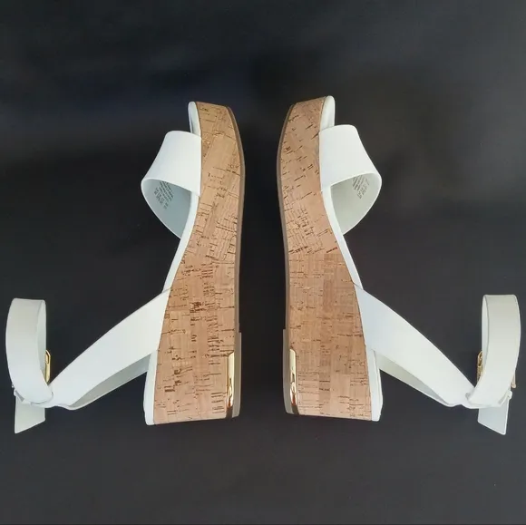 FRANCO SARTO Presley White Platform Sandals Women's Size 8