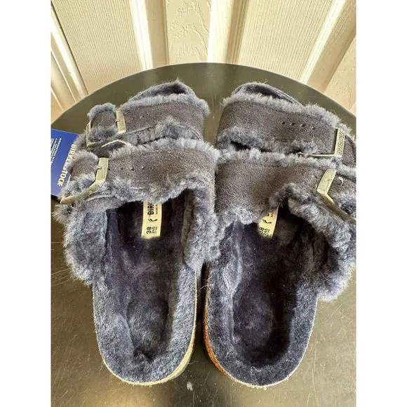 Free people Arizona Shearling Birkenstock Sandals Size 38