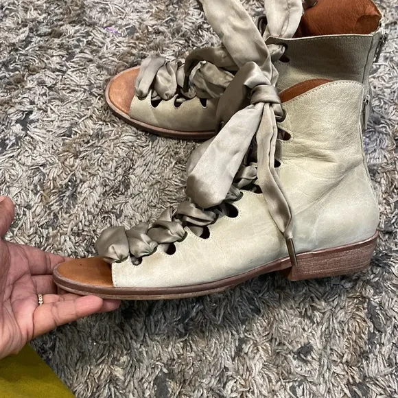 Free People boho lace up ankle sandal size 8