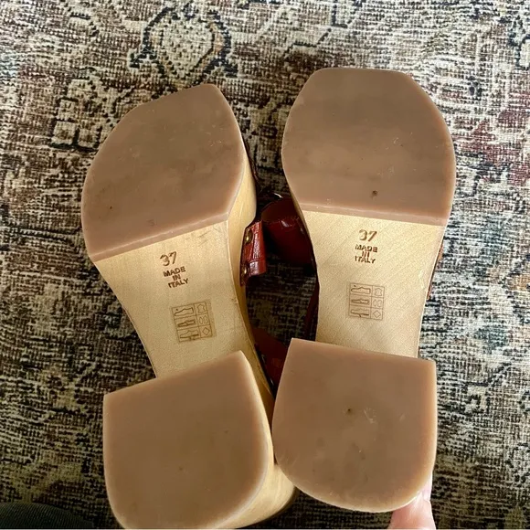 Free People Mallory Platform Clog Heeled Sandals in Croc Embossed Brown - 6.5