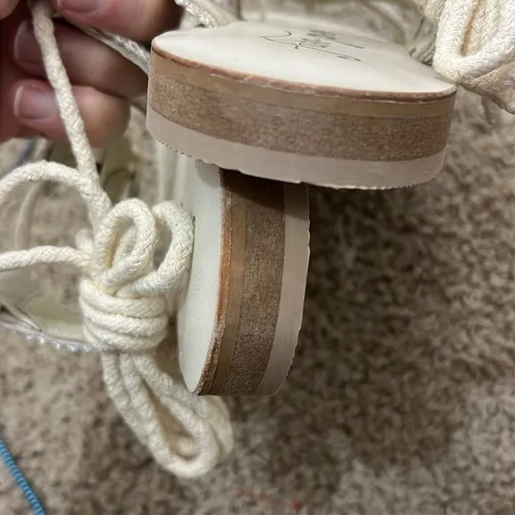 FREE PEOPLE NWOB Mantra Mirror Sandals / Natural