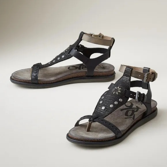 🆕🌿FREE PEOPLE OTBT LEATHER GLADIATOR SANDALS🌿