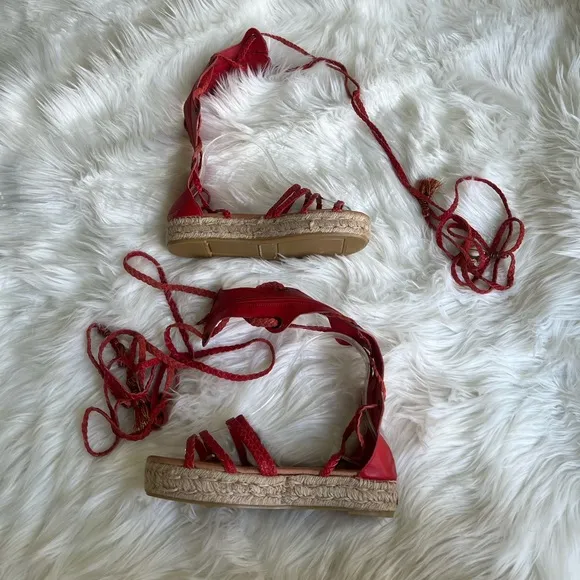 Free People rare Bondi seashell red leather lace up platform sandals size 36