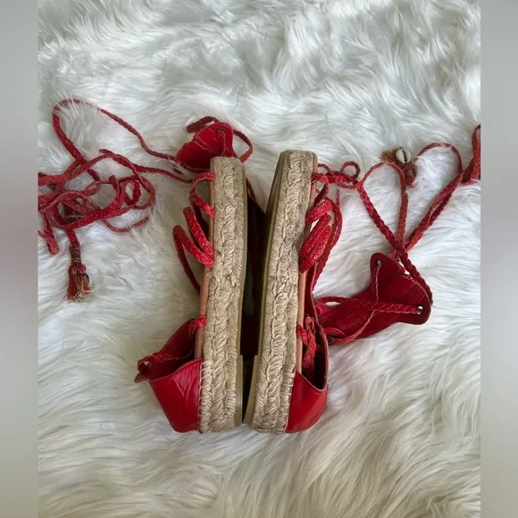 Free People rare Bondi seashell red leather lace up platform sandals size 36