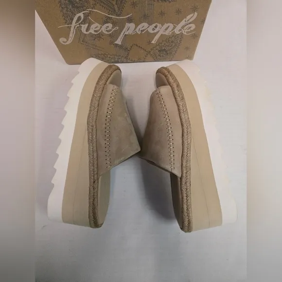 Free People Santorini Espadrille Sandals Sand &amp; White Woman's Size 9.5 Slip On's