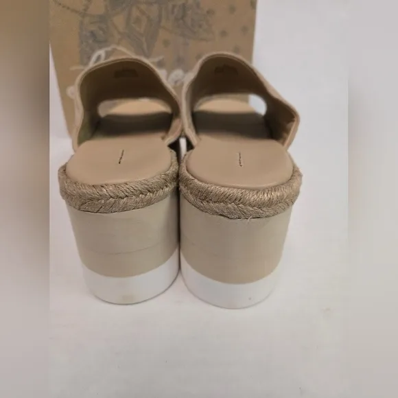 Free People Santorini Espadrille Sandals Sand &amp; White Woman's Size 9.5 Slip On's
