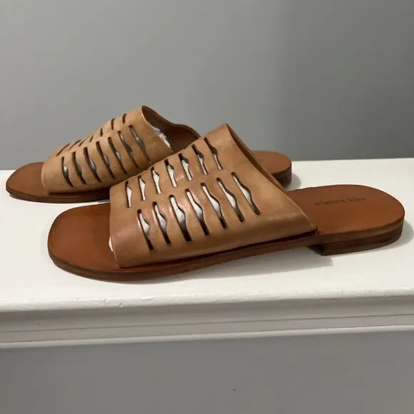 🌻🆕FREE PEOPLE Slice of Sun Sandal in Vachetta-Size 7.5 &amp; 8