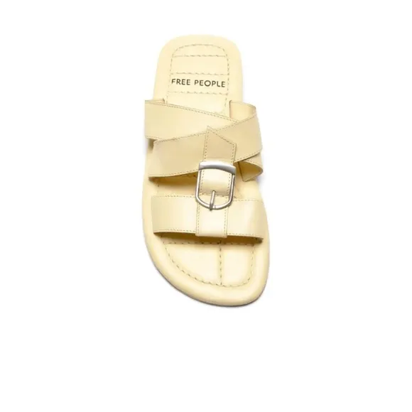 FREE PEOPLE SLOAN BUCKLE SANDALS - BUTTERMILK SIZE 9