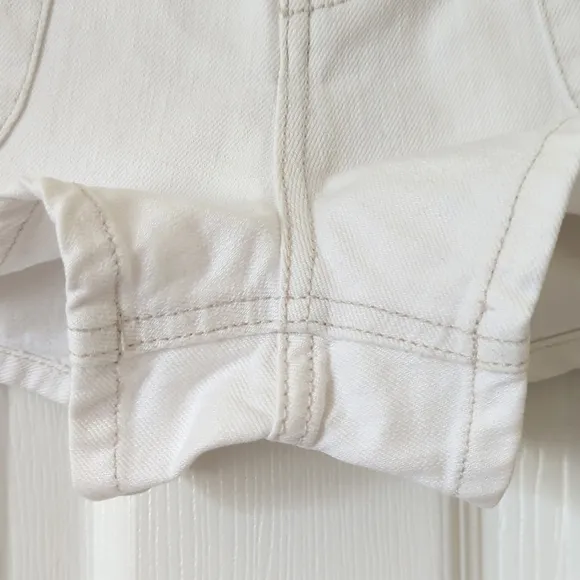 Free People Sweet Surrender Floral Lace Trim High Waisted Denim Shorts White 28