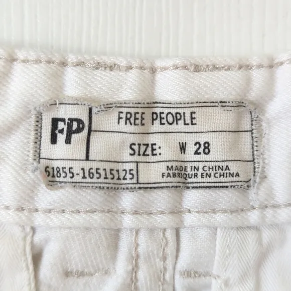 Free People Sweet Surrender Floral Lace Trim High Waisted Denim Shorts White 28