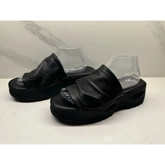 Free People Women’s Size 41 Black Leather Platform Sandals