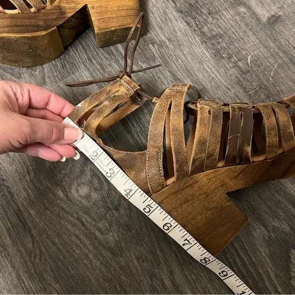 FreeBird by Steven Ibiza lace up wooden platform sandals sz 7US