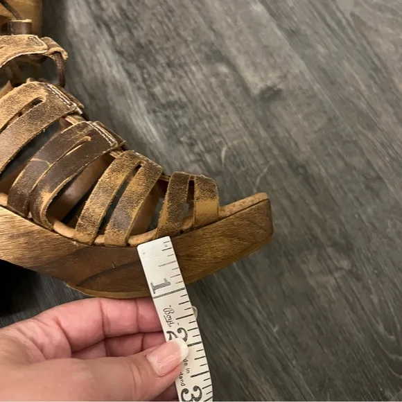 FreeBird by Steven Ibiza lace up wooden platform sandals sz 7US