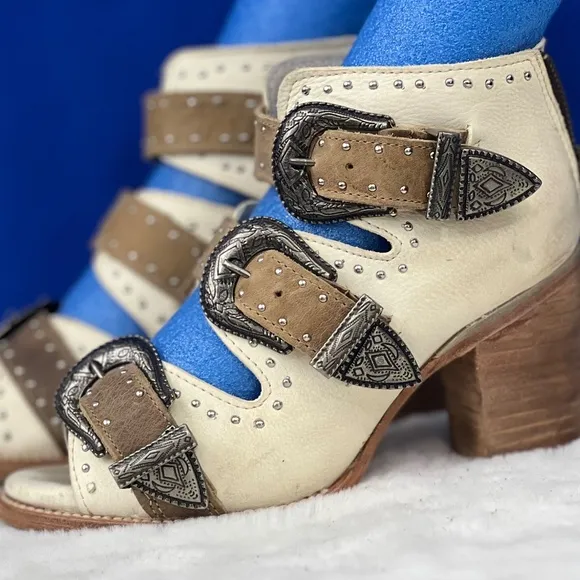 •|•FREEBIRD BY STEVEN•| 'Violet' Fully Adjustable Ankle Bootie Sandals Sz 7