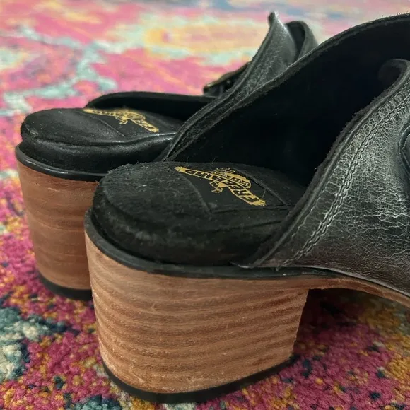 Freebird by Steven | Women’s black weathered leather Caprice wood heel size 7
