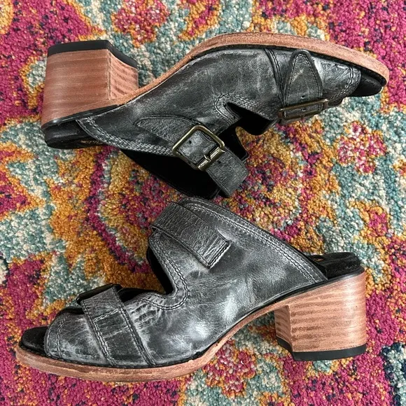 Freebird by Steven | Women’s black weathered leather Caprice wood heel size 7