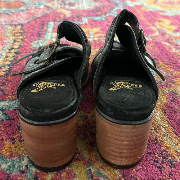 Freebird by Steven | Women’s black weathered leather Caprice wood heel size 7