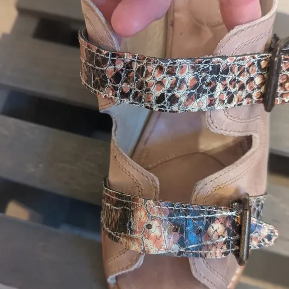 Freebird Caprice sandals Size 9/9.5 Blush Tan with Snakeskin Patterned Straps