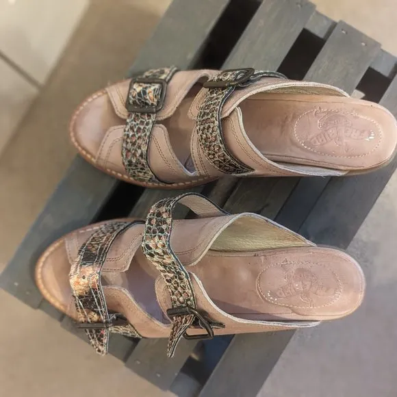 Freebird Caprice sandals Size 9/9.5 Blush Tan with Snakeskin Patterned Straps