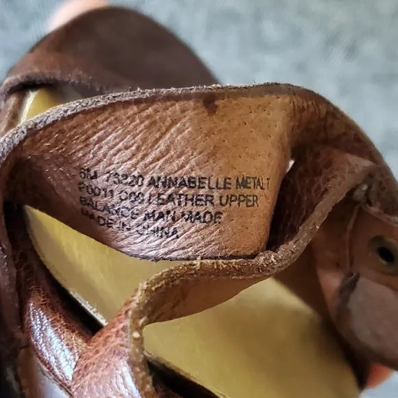 FRYE Annabelle Metal Brown Leather Wedge Sandals Womens Size 6M