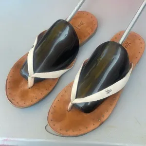 Frye Azalea Logo Leather Flip Flop Thong Sandals in white