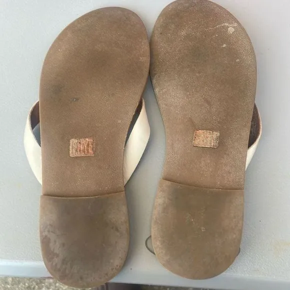 Frye Azalea Logo Leather Flip Flop Thong Sandals in white