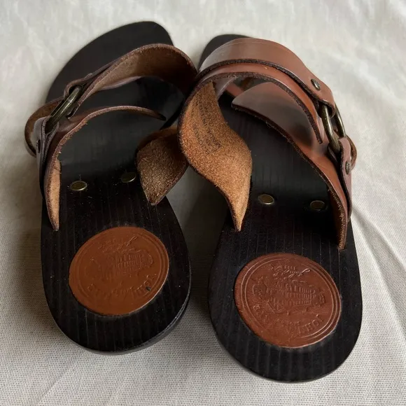 FRYE Vintage Leather Buckles Wedge Sandals Womens 7.5