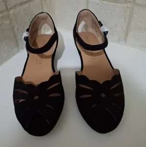 Gentle Souls Kenneth Cole Black Wedge Leather Sandals Lily Moon Size 5