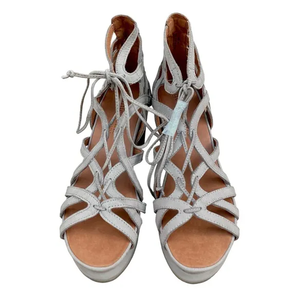 Gentle Souls Kenneth Cole wedge sandals Size 9 strappy Gray comfort Joy