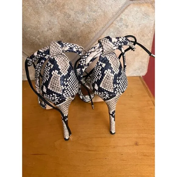 GIANNI Bini Abbrie Snake Print Ankle Tie  Sandals size 8.5, High Heels, Strappy