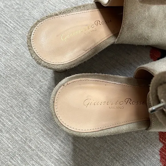 Gianvito Rossi Slingback suede wedge sandal