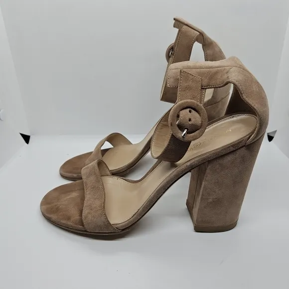 Gianvito Rossi Versilia 100 tan suede ankle strap sandals heels EU 39