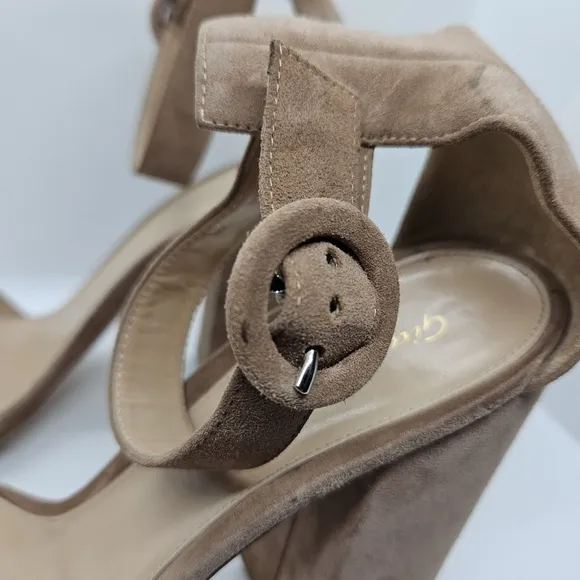 Gianvito Rossi Versilia 100 tan suede ankle strap sandals heels EU 39