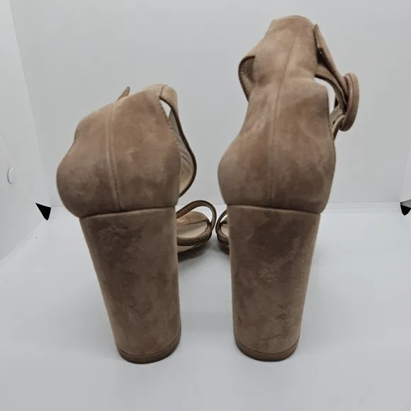 Gianvito Rossi Versilia 100 tan suede ankle strap sandals heels EU 39