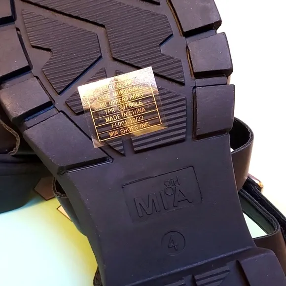 Girls Mia Lycie Strappy Sandal Black Platform