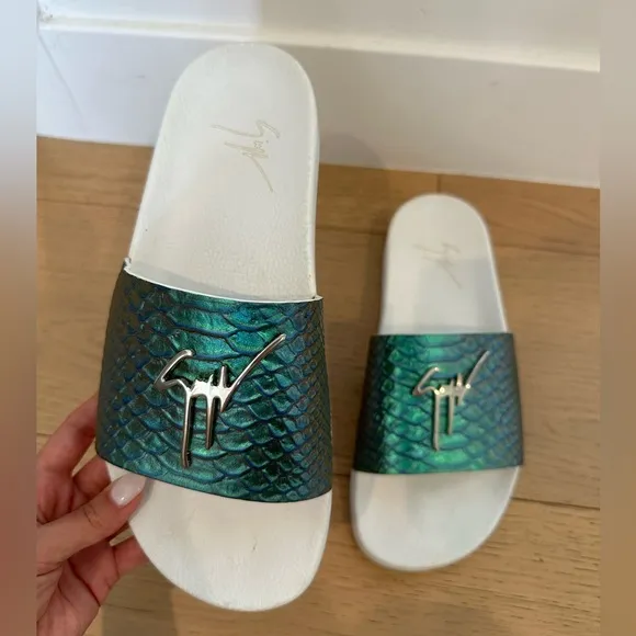 Giuseppe Zanotti Men’s Shenzen Metallic Scales Pool Side Sandals