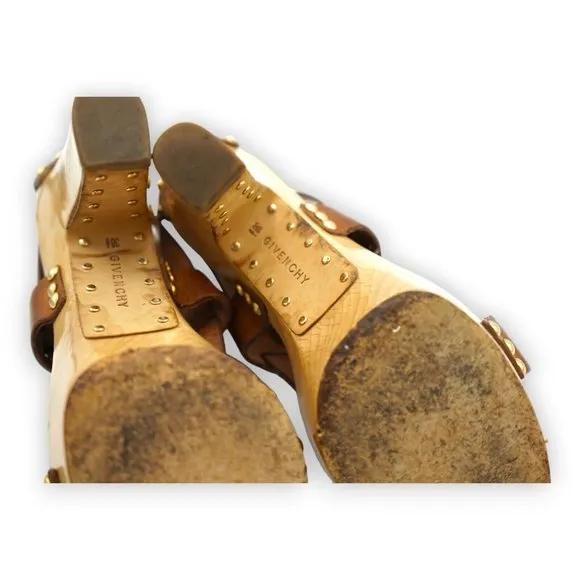 GIVENCHY Brown Leather‎ Gold Stud Detail Platform Sandals Geels Size 38.5