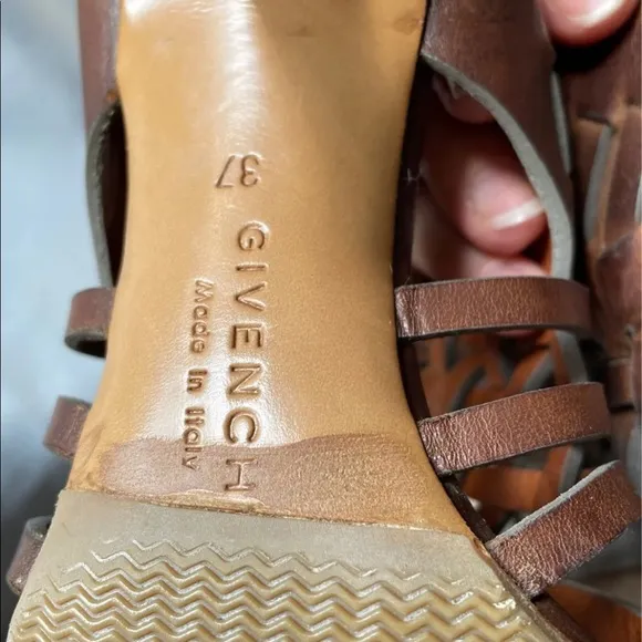 GIVENCHY Brown Leather Sandals size 7