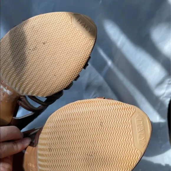 GIVENCHY Brown Leather Sandals size 7