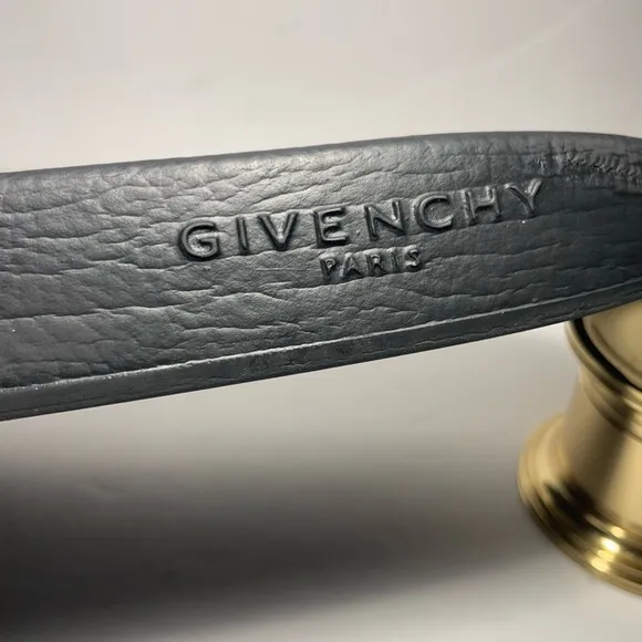 Givenchy Paris logo Pool slides Flat sandals slippers trasparent good condition