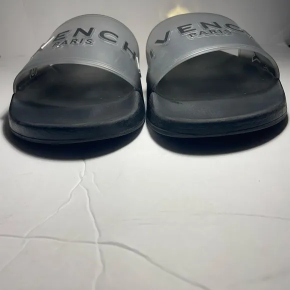 Givenchy Paris logo Pool slides Flat sandals slippers trasparent good condition