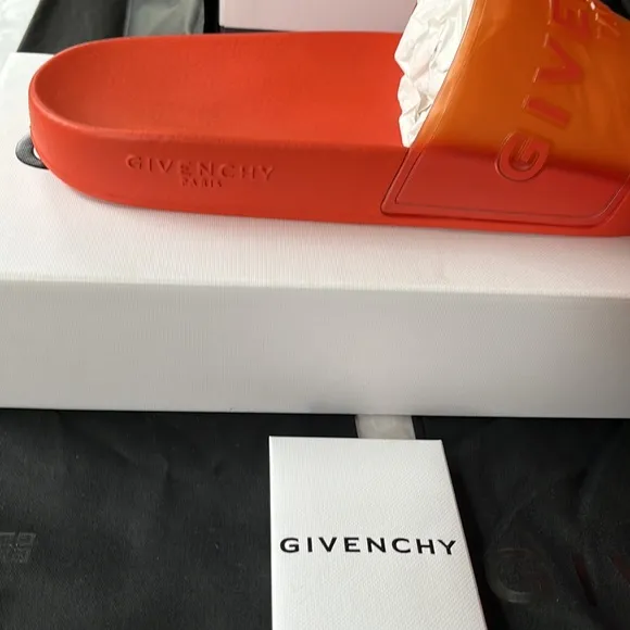 GIVENCHY POOL SLIDES SANDALS DARK ORANGE..SIZE 9us-42 BRAND NEW