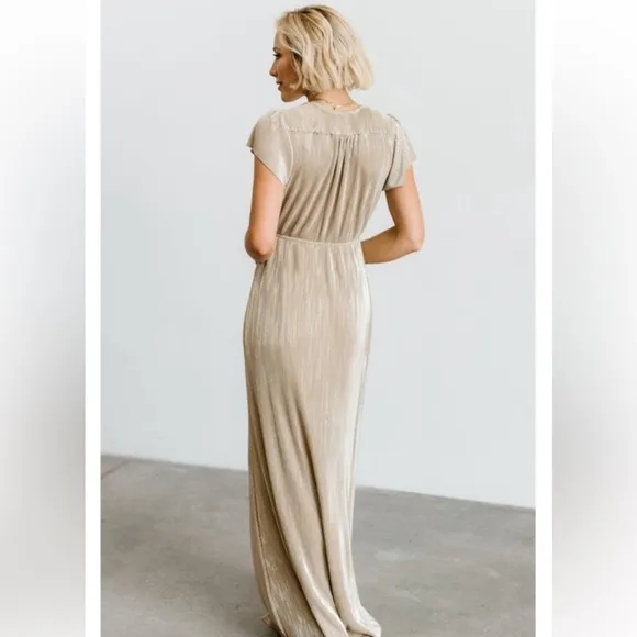 Gold Maxi Gown Pleated with Cap Sleeves and V-Neckline