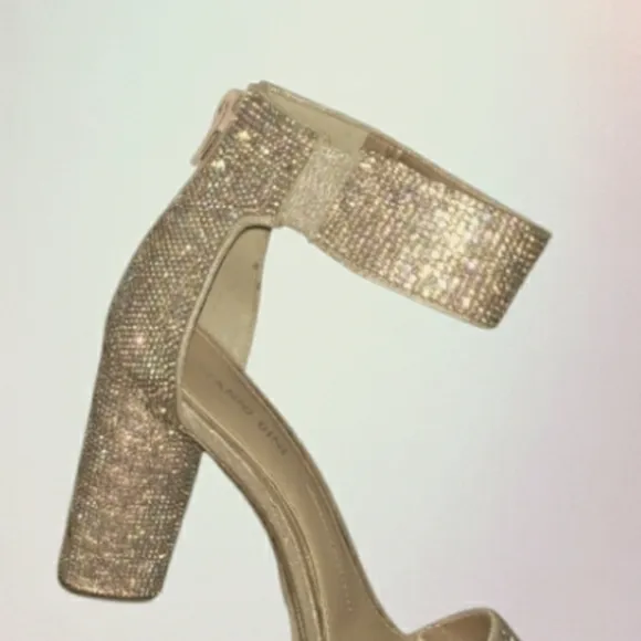 Gold Sparkling 9.5 Crystal Rhinestones Iridescent Bling Formal Dress Sandals