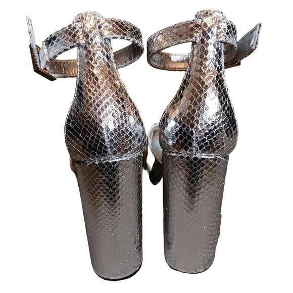 Good American Ankle Strap Open Toe Platform Sandals, Sliver Snake,‎ Size 8