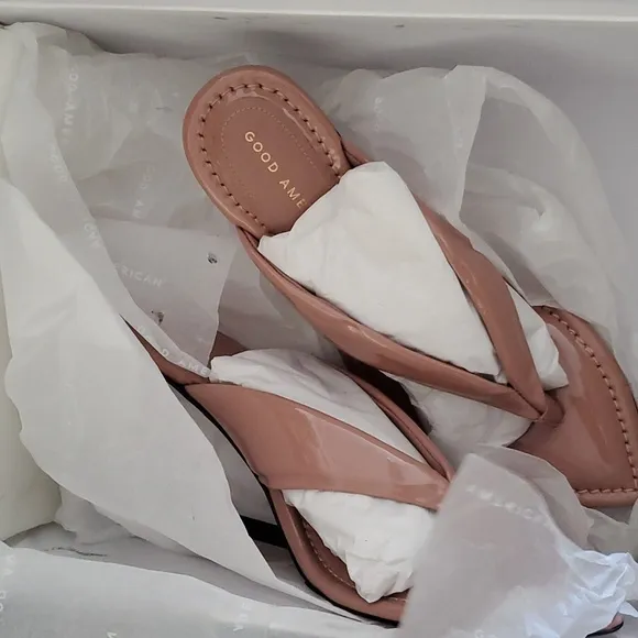 Good American Cinderella thong heels Sandals