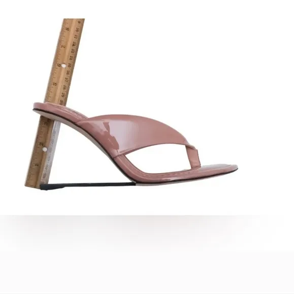 Good American Cinderella thong heels Sandals