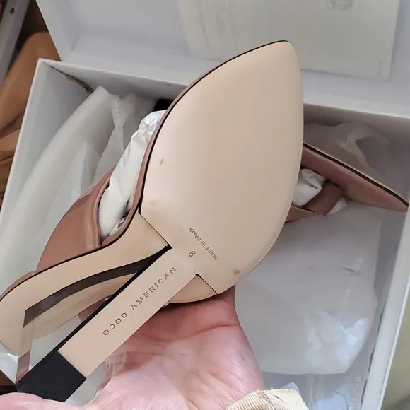 Good American Cinderella thong heels Sandals