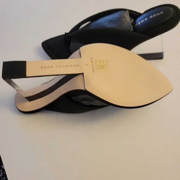 Good American Clear Wedge Sandals Neoprene Size 7